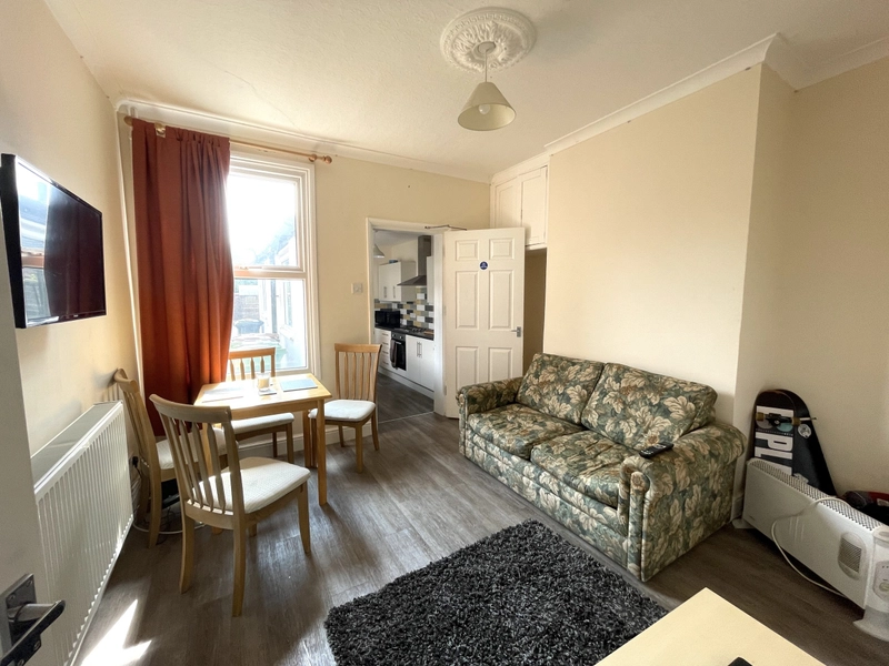 Turner Street – Spare Room! - Thumbnail 4