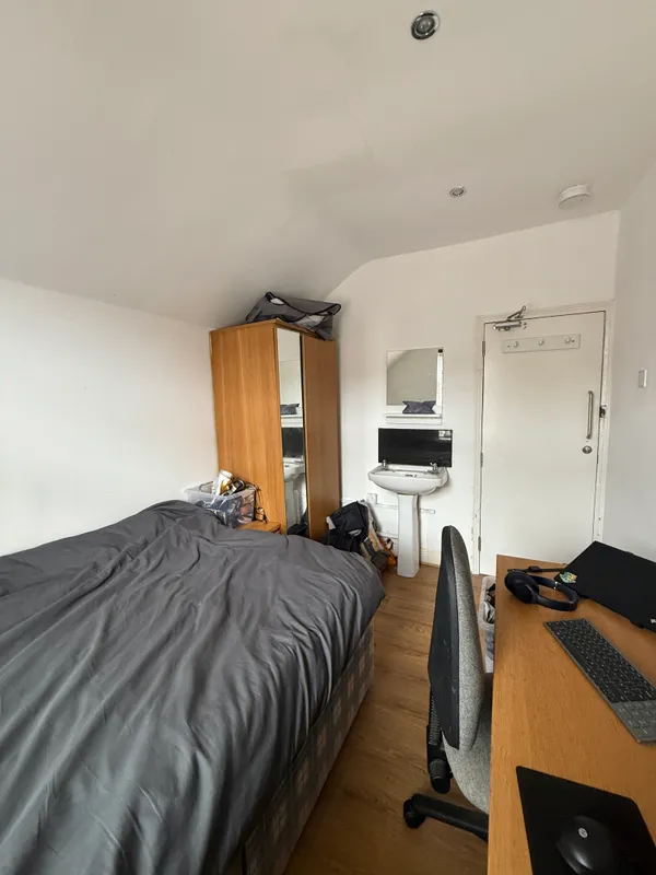 55 Teversal Avenue: 4 Bedroom Student House NG7 1PX - Image 14