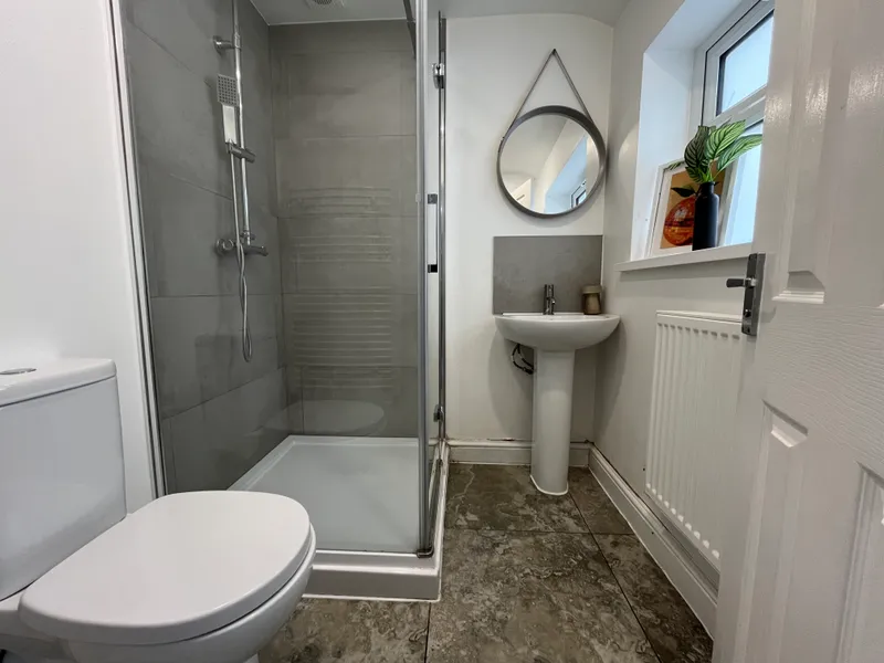 Kirkby St // 3 Bed // Ensuite // AUG 2026 - Image 10