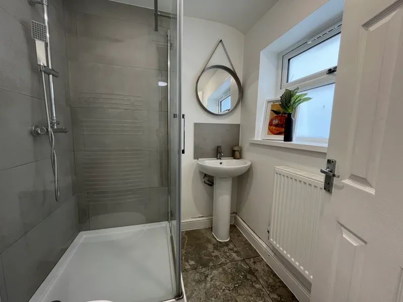 Kirkby St // 3 Bed // Ensuite // AUG 2026 - Image 11