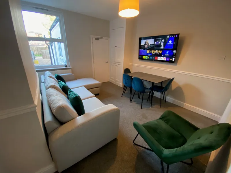 Windsor Street NG9 2BW - 4 Bedroom House share (Beeston) - Image 4