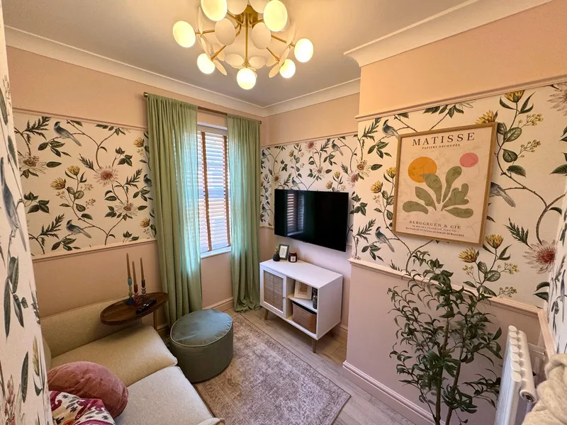 Luxury 1 Bed // Trollope St // AUG 2026 - Image 3