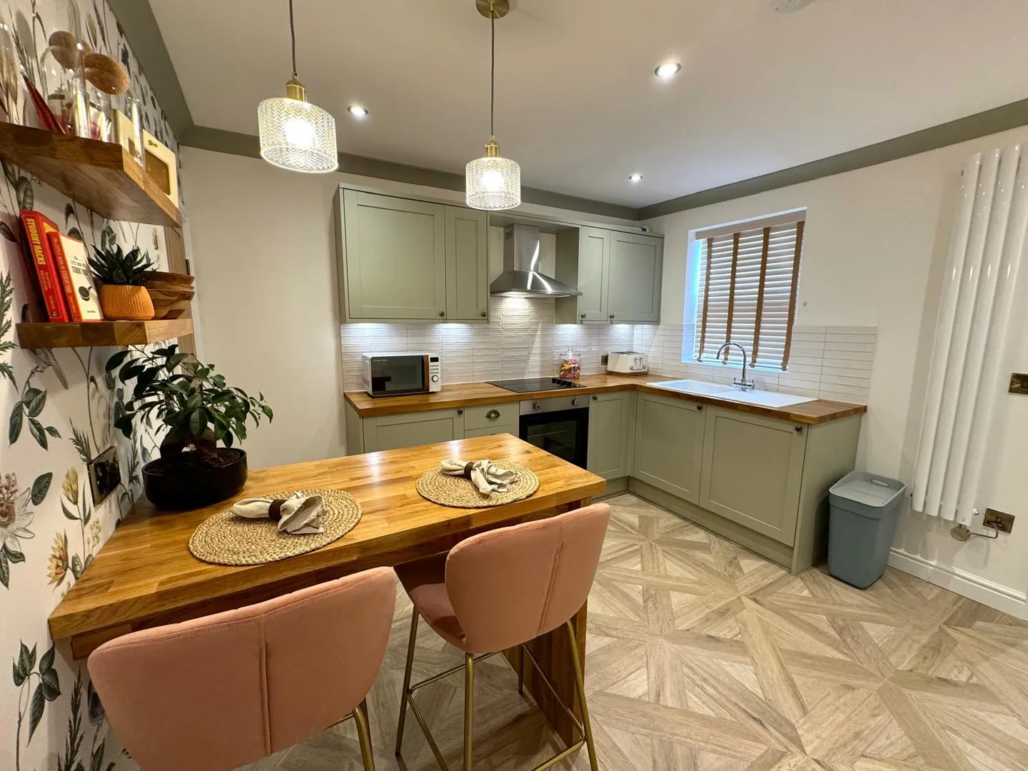 Luxury 1 Bed // Trollope St // AUG 2026 - Image 1