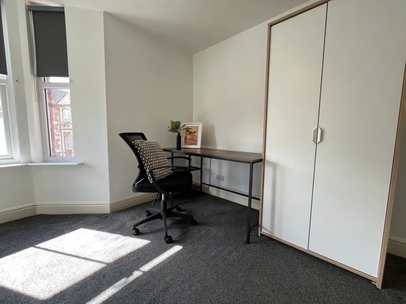 All Ensuites // Extra Large 7 Bed // Monks Rd // SEPT 2026 - Image 19