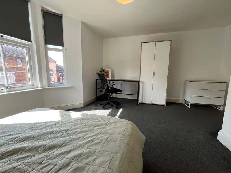 All Ensuites // Extra Large 7 Bed // Monks Rd // SEPT 2026 - Image 20