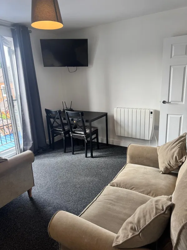Ensuite // High Street // 1 Bed Apartment // JULY 2026 - Image 3