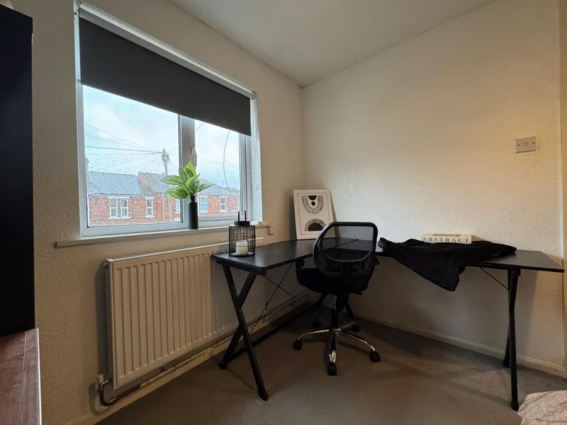 Allocated Parking Space // 2 Bed // Portland St // SEPT 2026 - Image 5