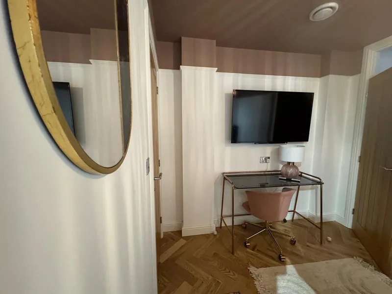 All Ensuites // Luxury  2 Bed // Boultham Ave // SEPT 2026 - Image 13