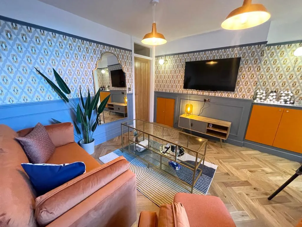 All Ensuites // Luxury 2 Bed // Boultham Ave // SEPT 2026 - Image 1