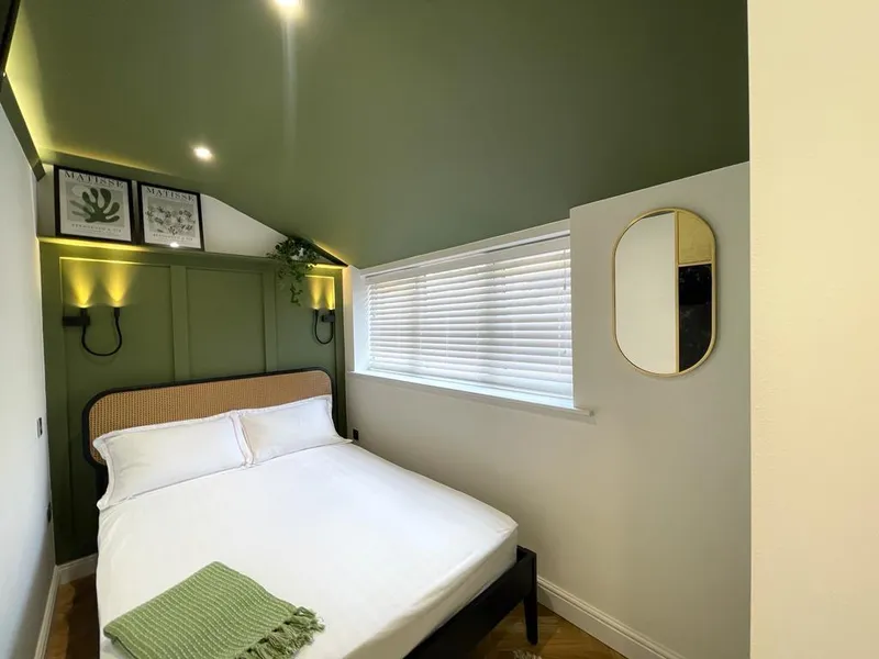 All Ensuites // Luxury  2 Bed // Boultham Ave // SEPT 2026 - Image 8