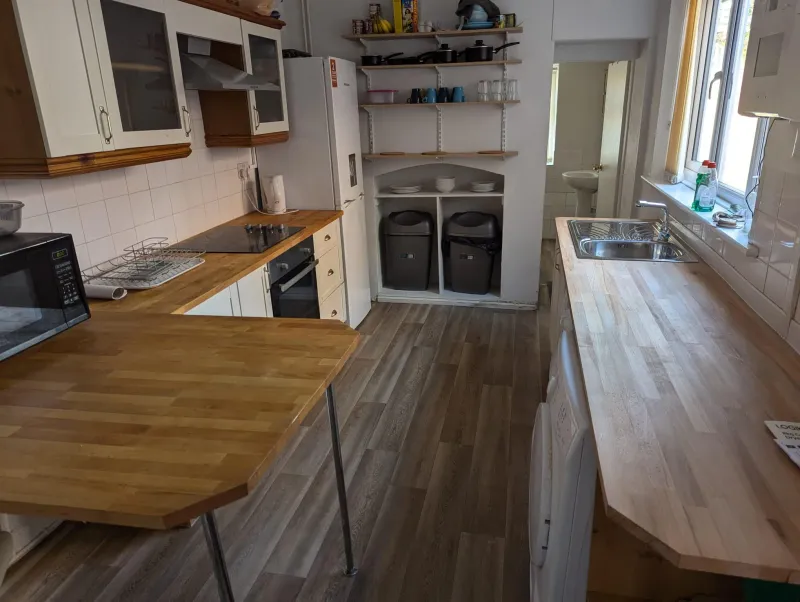 Spacious 4 Bed // All Ensuite // Jul 2026 - Image 5
