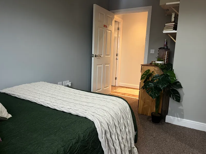 Tanners Court // 2 Bed Flat // Sept 2026 - Image 6