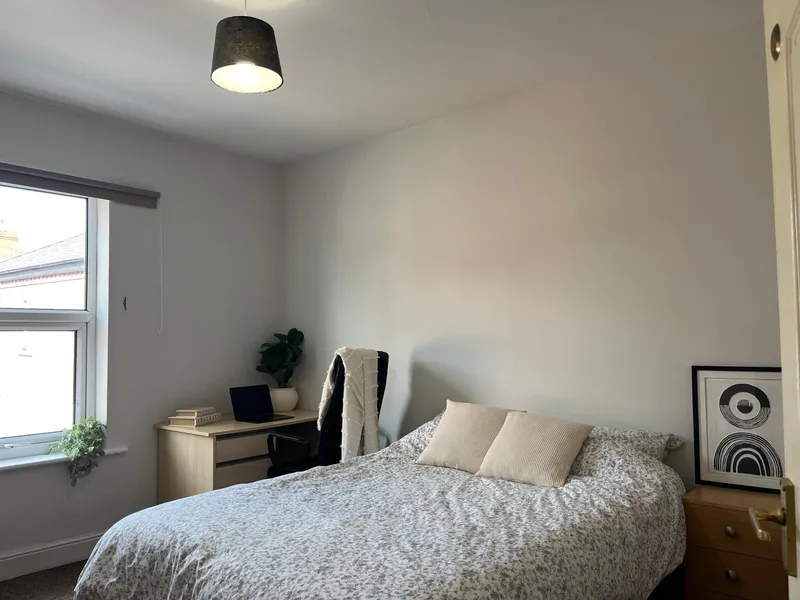 Spacious 4 Bedroom House // 2026/7 - Image 23