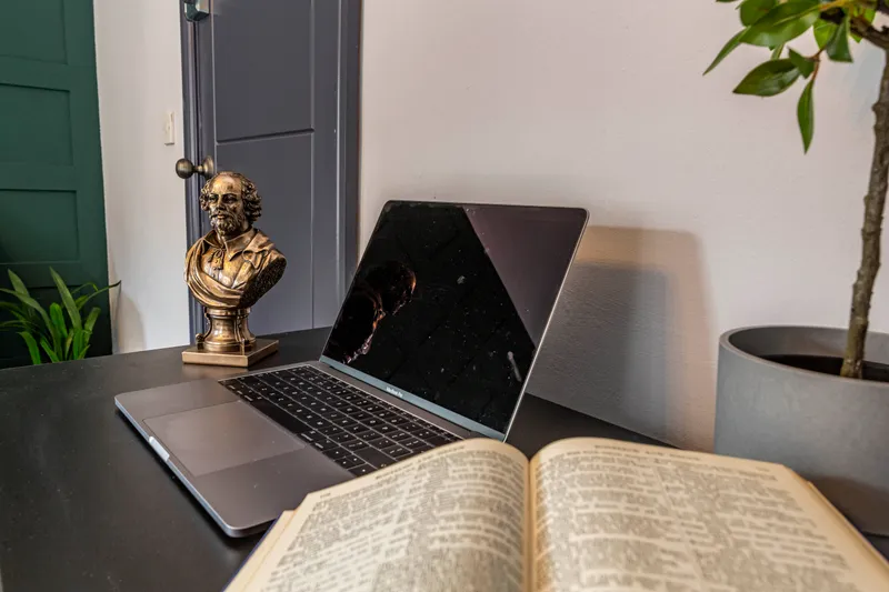 Luxury 5 Bedroom House //  2026/7 - Image 6