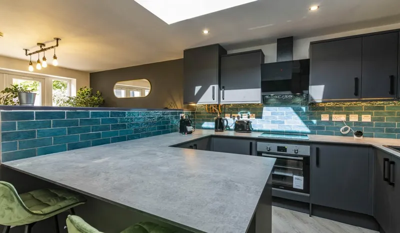 Luxury 5 Bedroom House //  2026/7 - Image 3