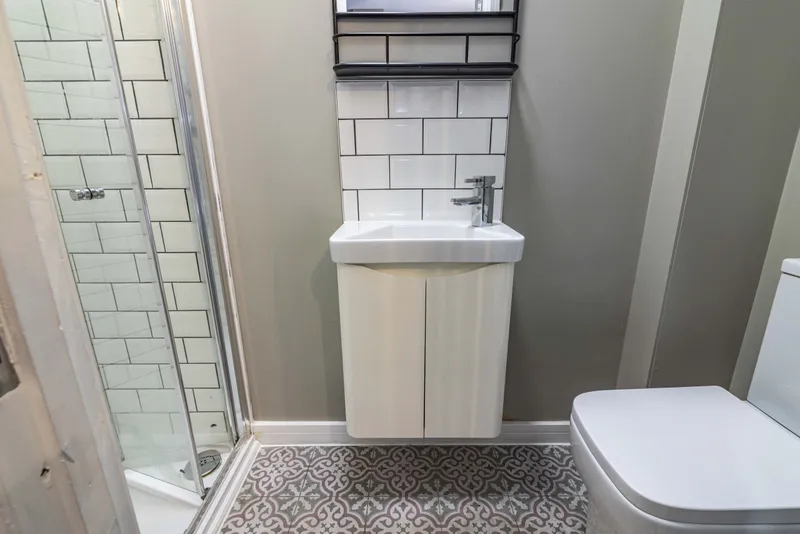 Stylish 6 Bedroom All Ensuite House // 2026/7 - Image 25