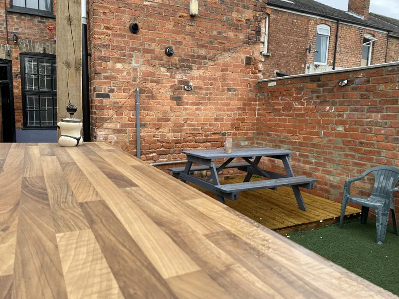 Spacious 6 Bedroom House // 2026/7 - Image 5