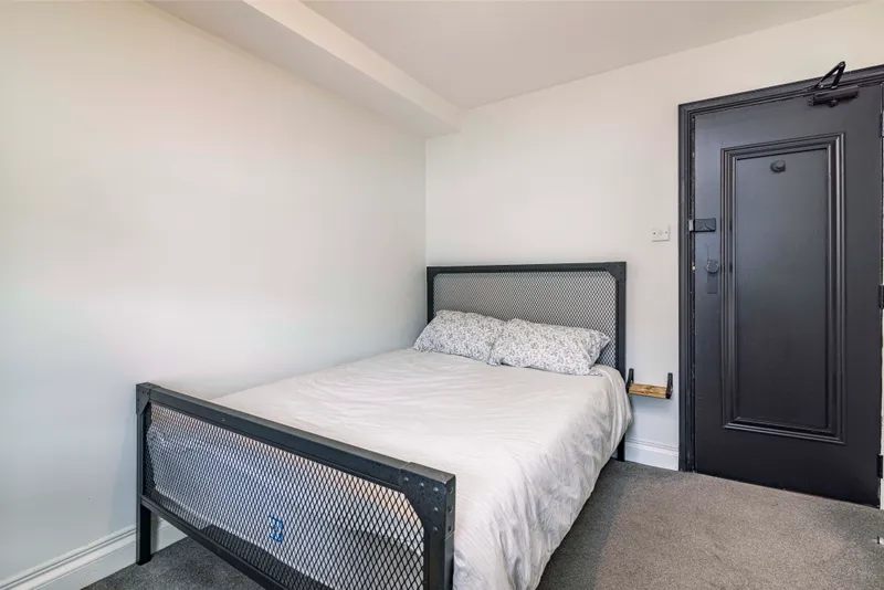 6 Bedroom // Student House // Sept 2026 - Image 12