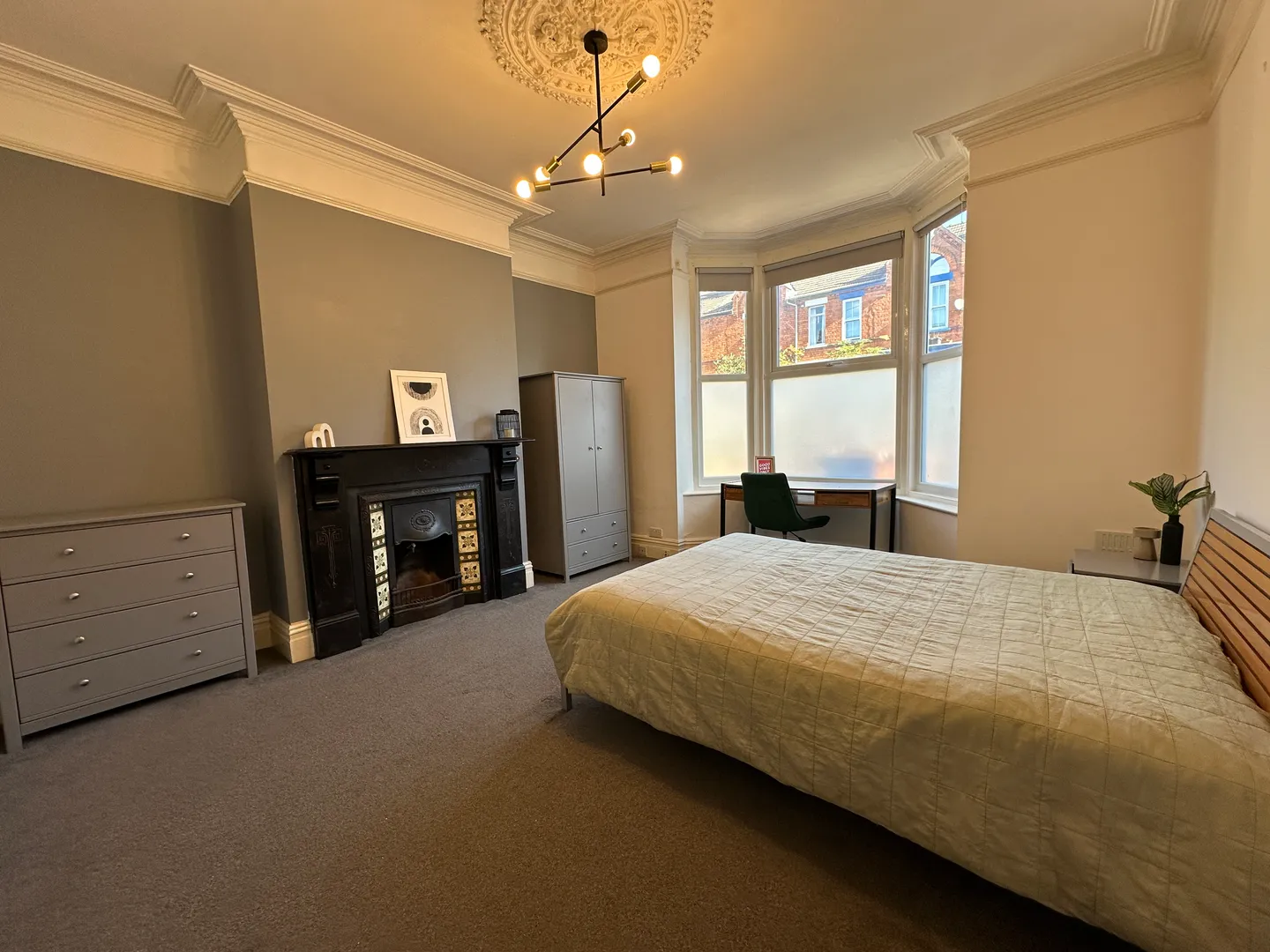 West End // 6 Bed House // SEPT 2026 - Image 1