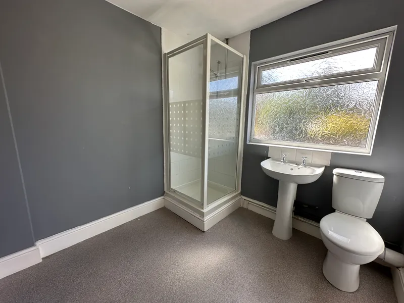 West End // 6 Bed House // SEPT 2026 - Image 12