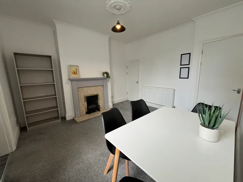 Kirkby St // 2 Bed // JULY 2026 - Image 8