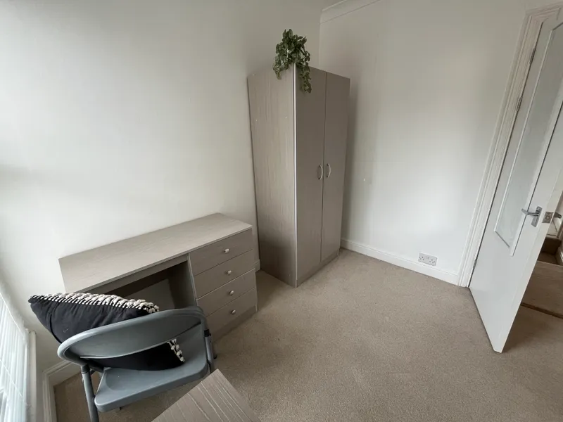 Kirkby St // 2 Bed // JULY 2026 - Image 10