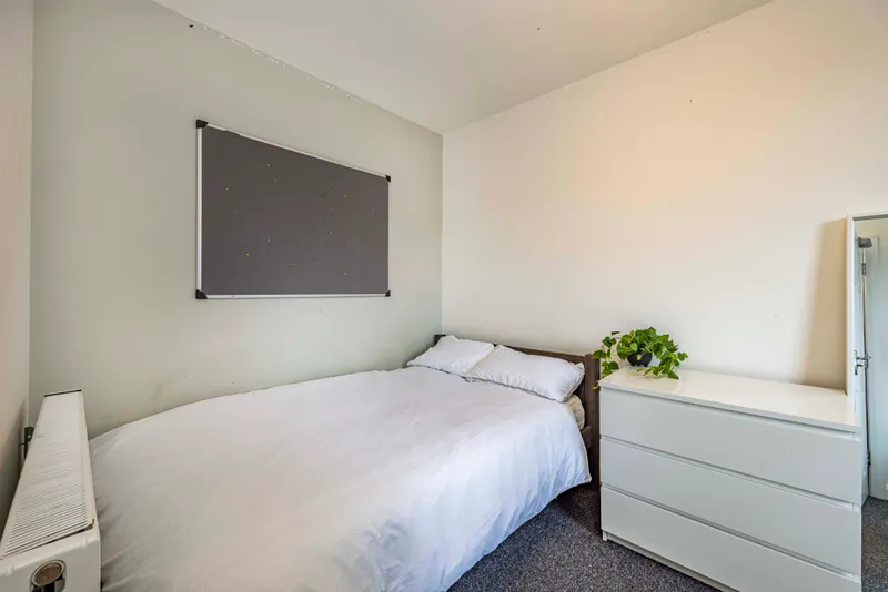 Student House // Rooms Available Now //  Bills Inc - Image 16