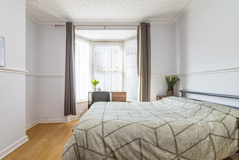 Kirkby Street - 2 Bed - Thumbnail 5