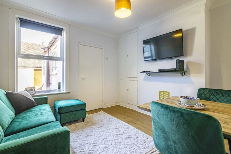 Kirkby Street - 2 Bed - Thumbnail 8