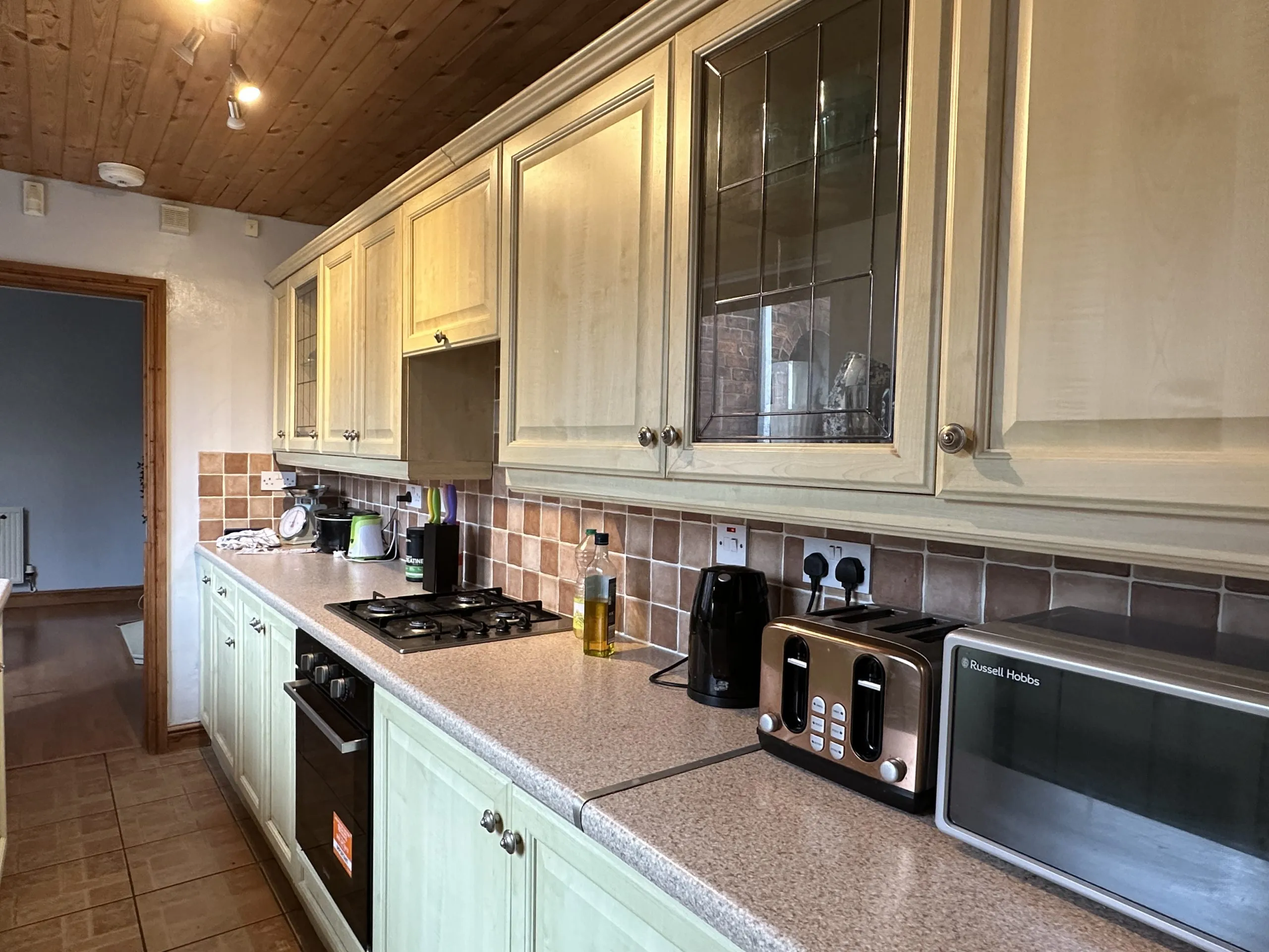 Sincil Bank, LN5 7TH - 3 beds - Image 1