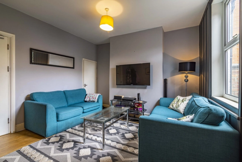 42 Kesteven Street - 4 bed - Thumbnail 10