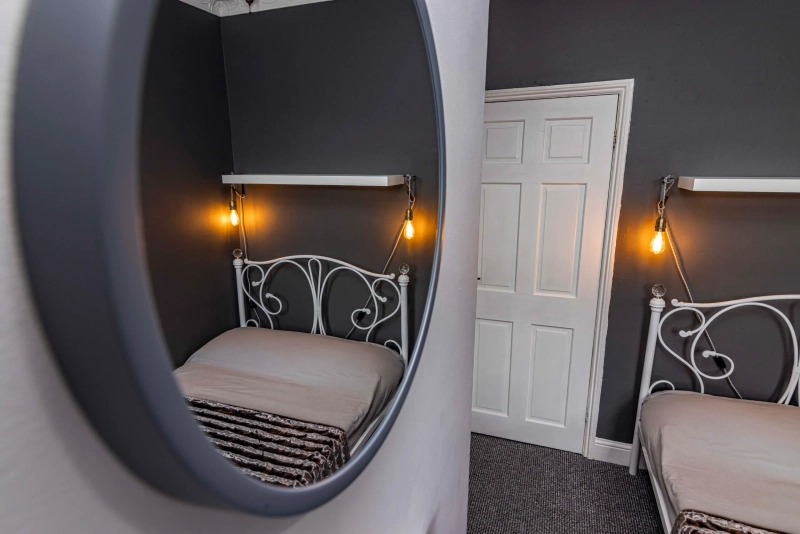 54 Kesteven Street - 4 Bed - BEDROOM 2 AVAILABLE NOW! - Thumbnail 10