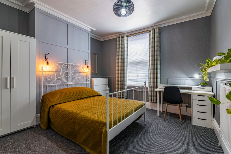54 Kesteven Street - 4 Bed - BEDROOM 2 AVAILABLE NOW! - Thumbnail 11