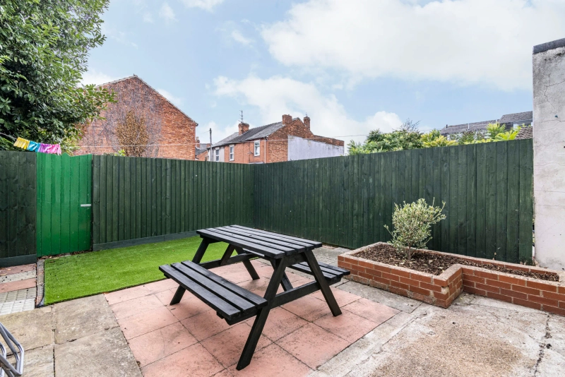 54 Kesteven Street - 4 Bed - BEDROOM 2 AVAILABLE NOW! - Thumbnail 19
