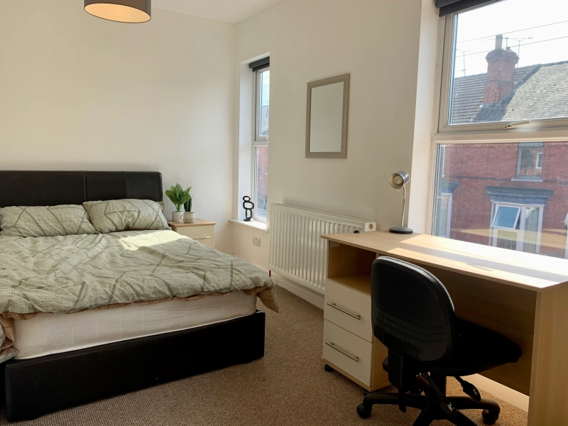 Foster Street, LN5 7QE - 4 Bed - Thumbnail 6