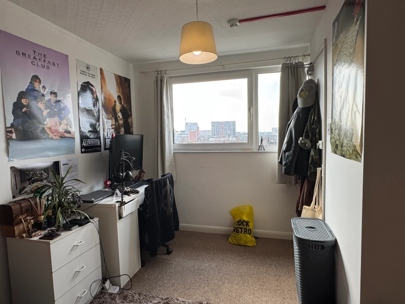 West Parade - 6 Bed - Thumbnail 3