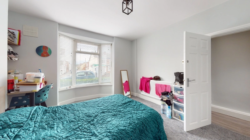 Carholme Road, LN1 1SP - 4 BED - Thumbnail 2