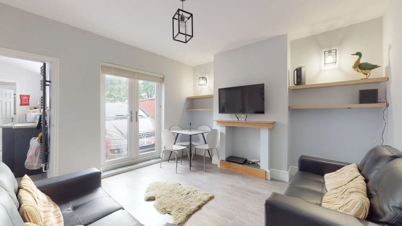 Carholme Road, LN1 1SP - 4 BED - Thumbnail 4