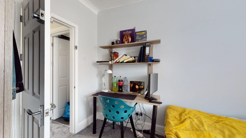 Carholme Road, LN1 1SP - 4 BED - Thumbnail 11