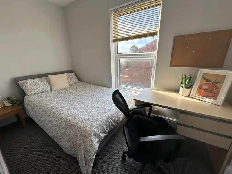 West End // 3 Bed & 2 Bath // AUG 2026 - Image 12