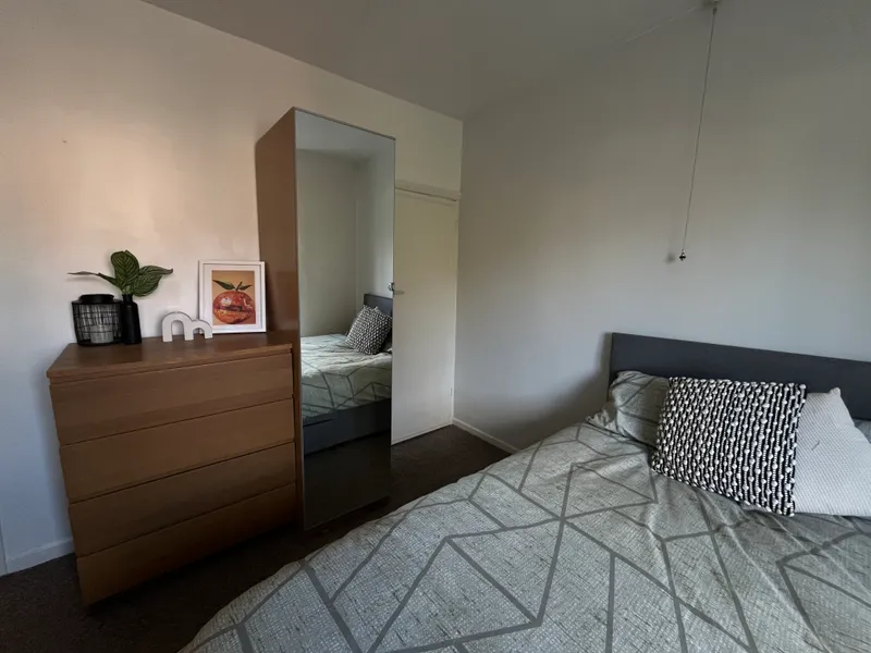 3-BED EN-SUITE STUDENT PROPERTY / AVAILABLE NOW - Thumbnail 19