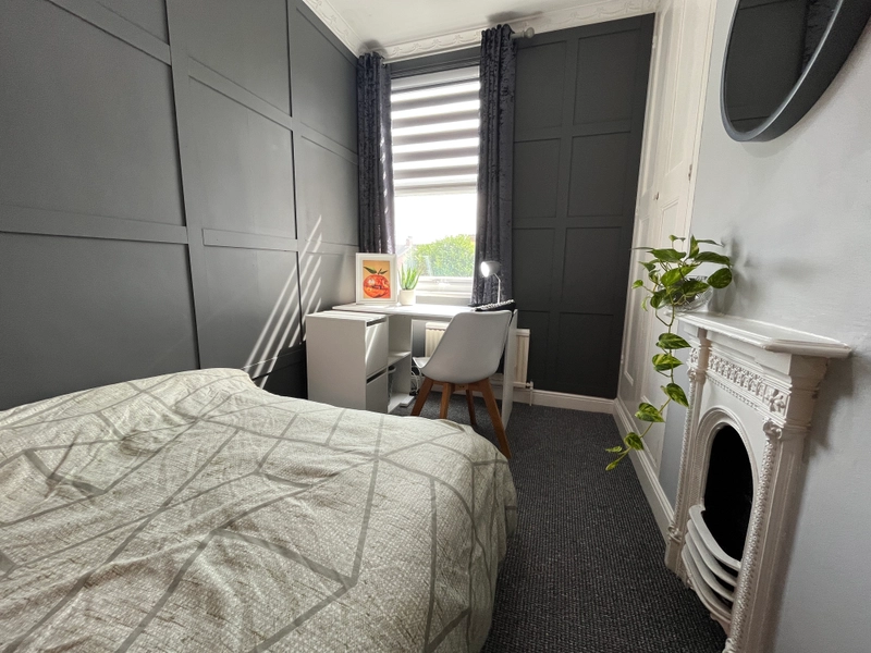 Kesteven Street - 4 Bed - Thumbnail 8