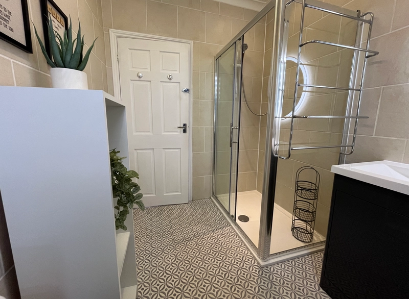 Kesteven Street - 4 Bed - Thumbnail 21