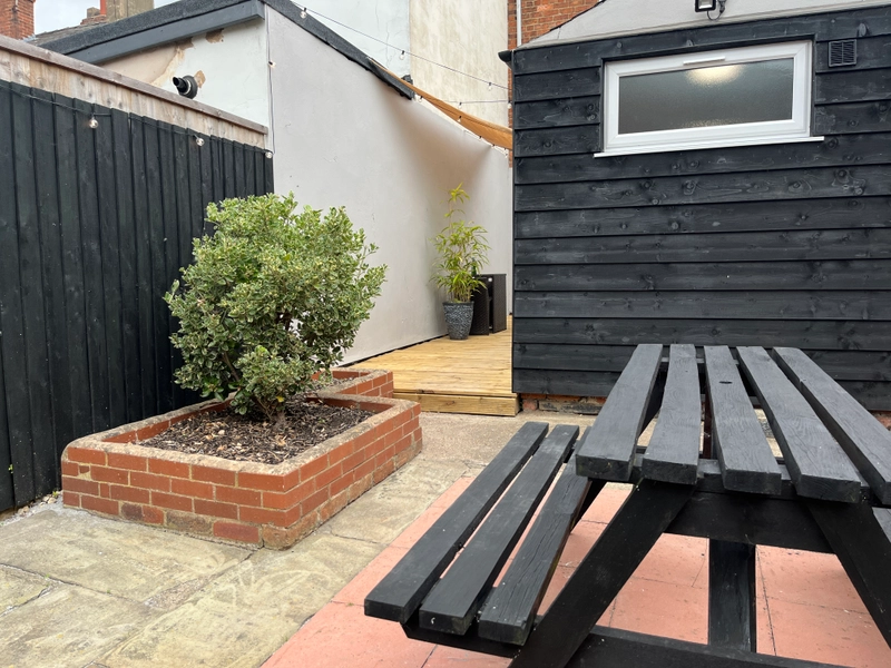 Kesteven Street - 4 Bed - Thumbnail 30