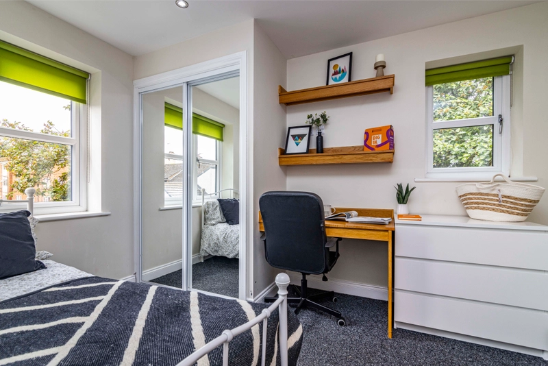 Flat 8, Lord Tennyson House, LN1 3HD - Thumbnail 10