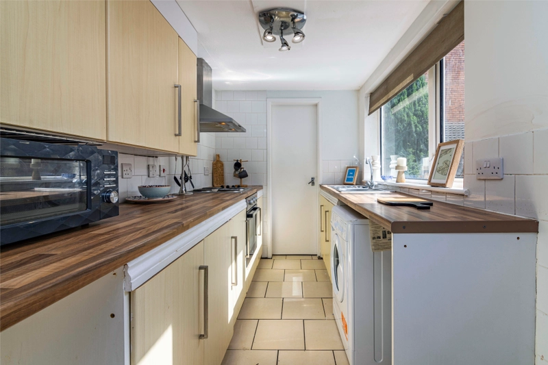 3 Bed - Bills inclusive - Sincil Bank, LN5 7TQ - Thumbnail 5