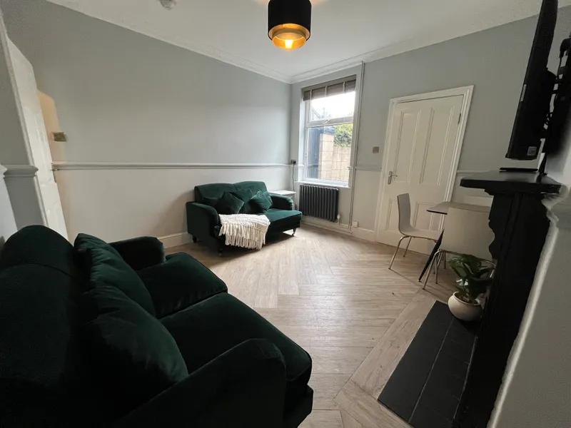 4 Bed // Student House // Aug 2026 // Bills Inc - Thumbnail 2