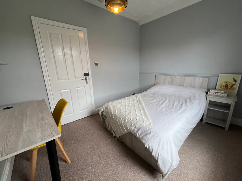 4 Bed // Student House // Aug 2026 // Bills Inc - Thumbnail 6