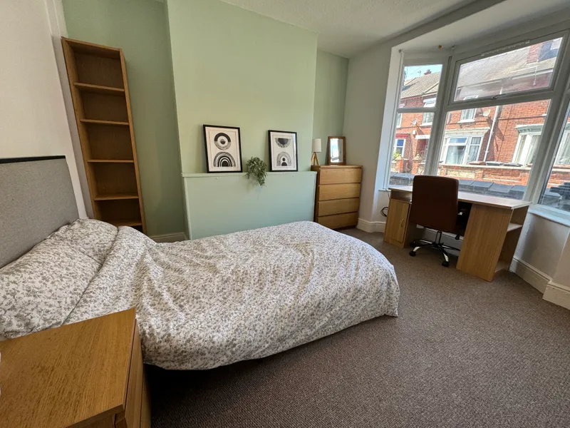4 Bed // West End // Student House // Aug 2026 - Thumbnail 4