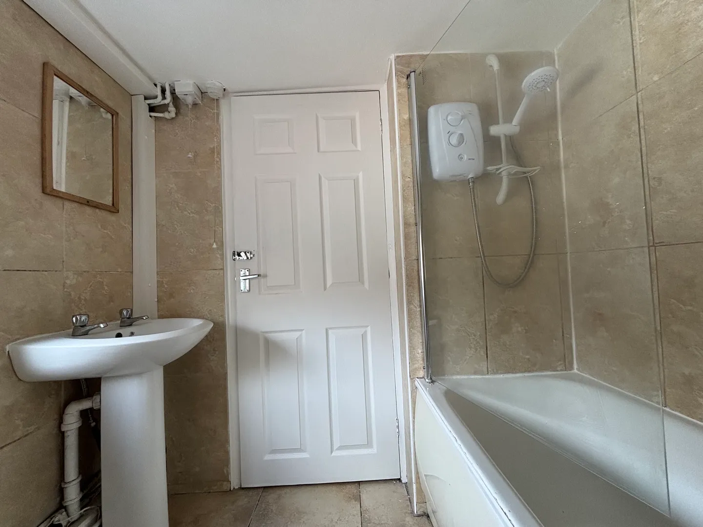 3 Bed // West End Student House // July 2026 - Image 9